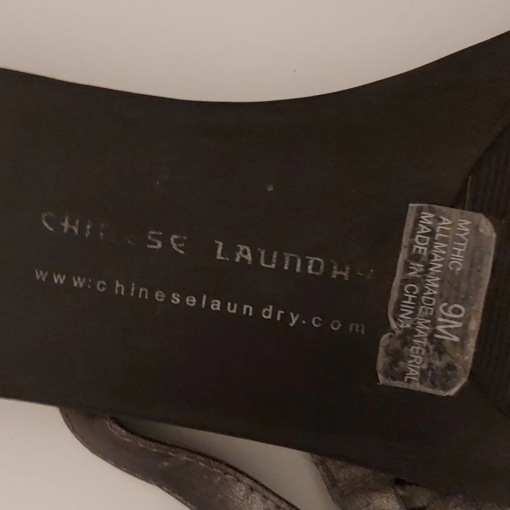 Chinese Laundry! - Picture 5 of 6